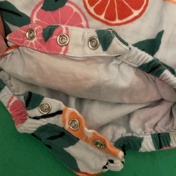 Hanna Andersson Bubble Romper- Citrus Print 🍊 EUC- 0-3 Months - Picture 6 of 7